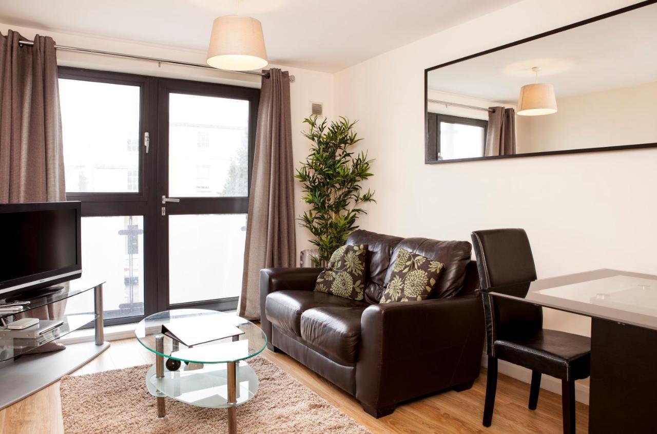Appartement Millennium Plaza By Swa à Cheltenham Extérieur photo