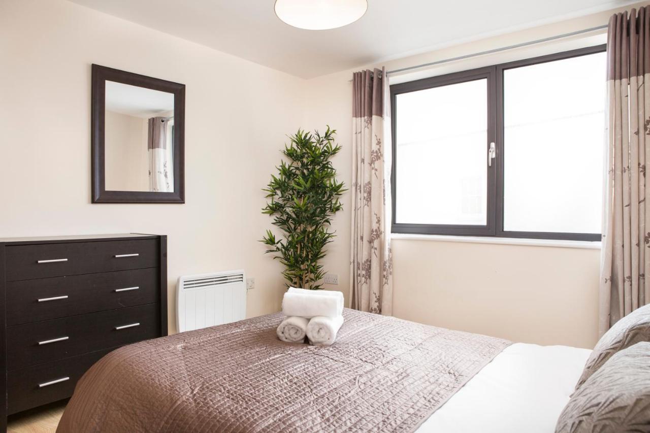 Appartement Millennium Plaza By Swa à Cheltenham Extérieur photo