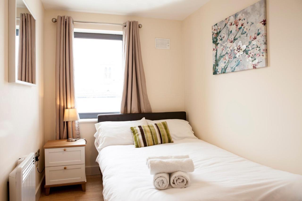 Appartement Millennium Plaza By Swa à Cheltenham Extérieur photo